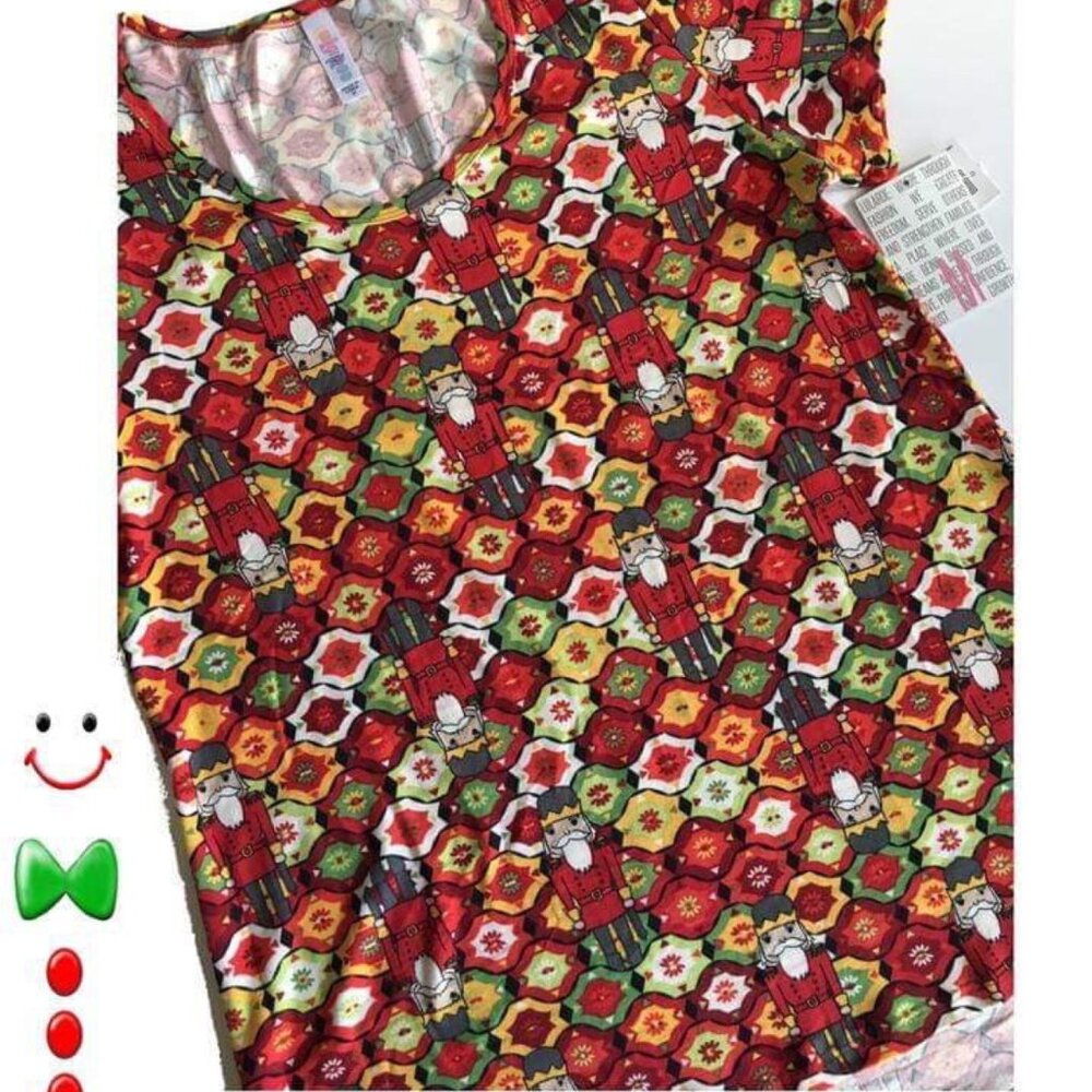 Holiday Classic T